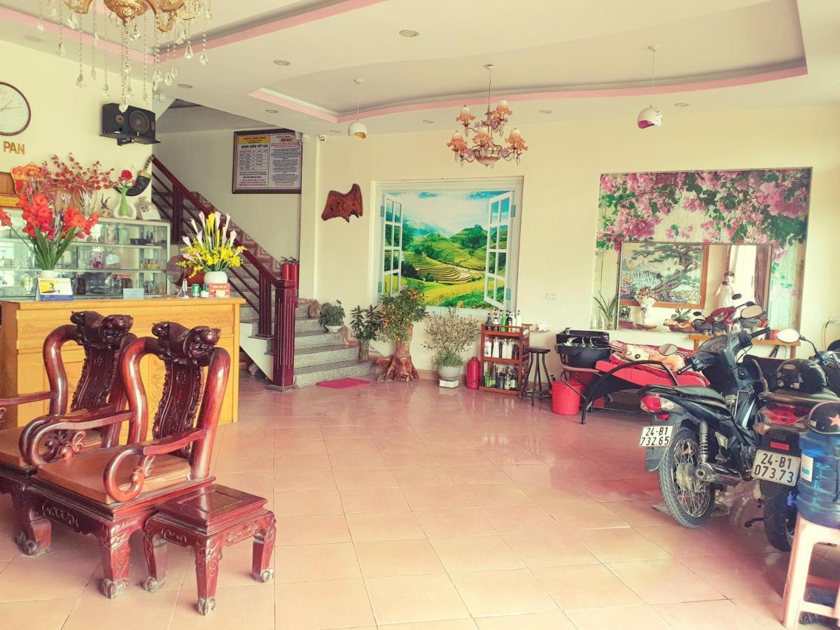 Minh Hung Hostel サパ エクステリア 写真