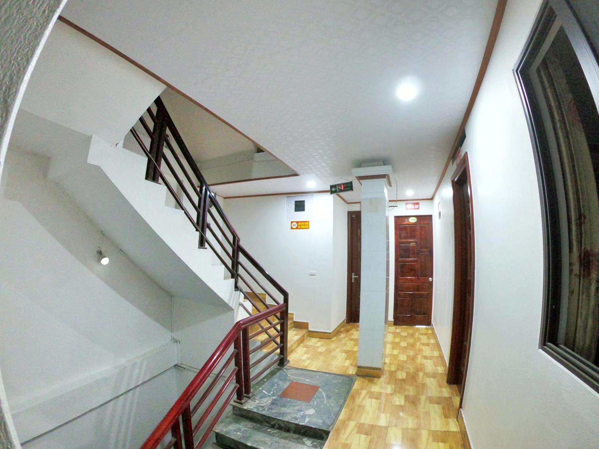Minh Hung Hostel サパ エクステリア 写真