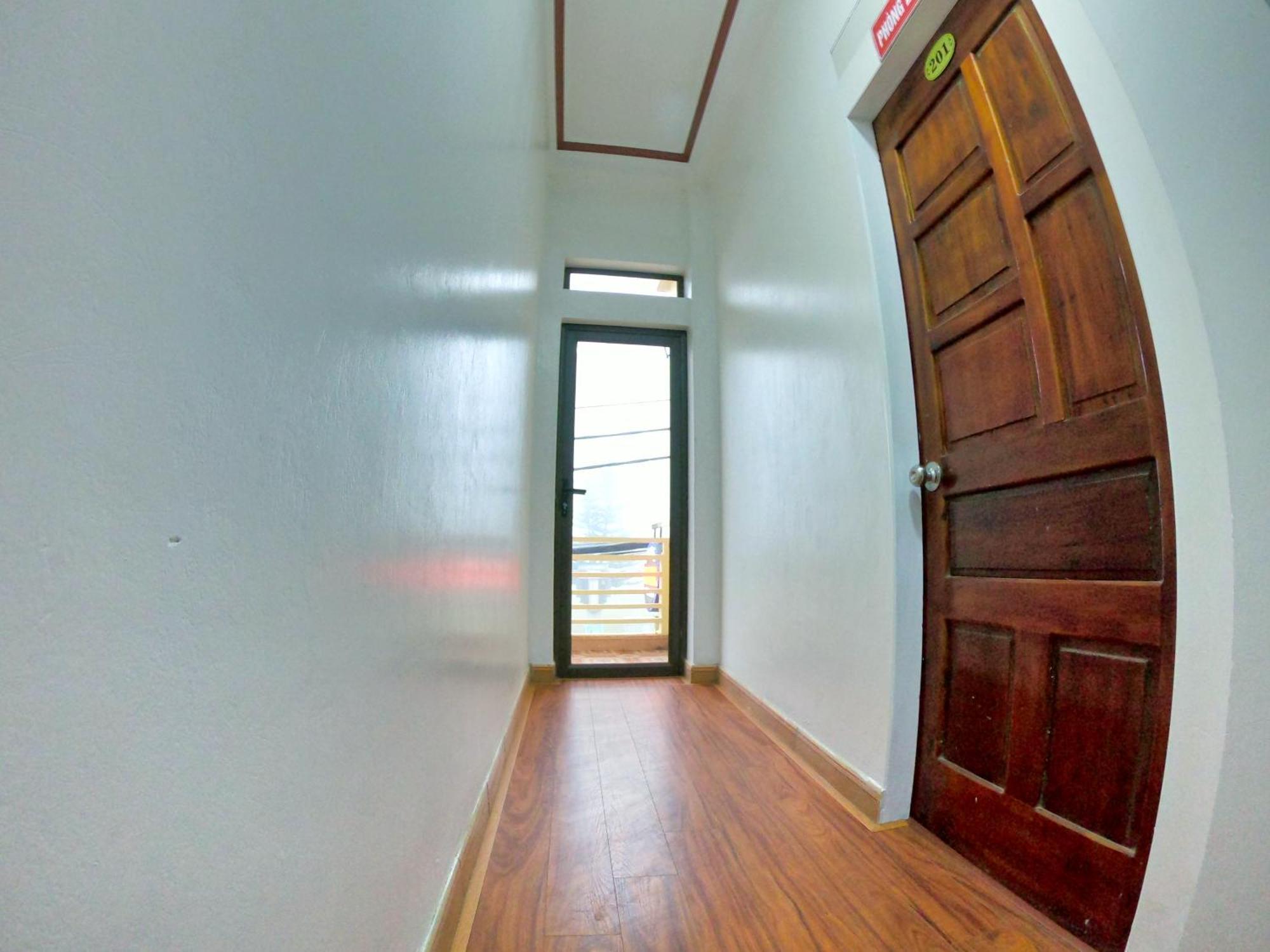 Minh Hung Hostel サパ エクステリア 写真