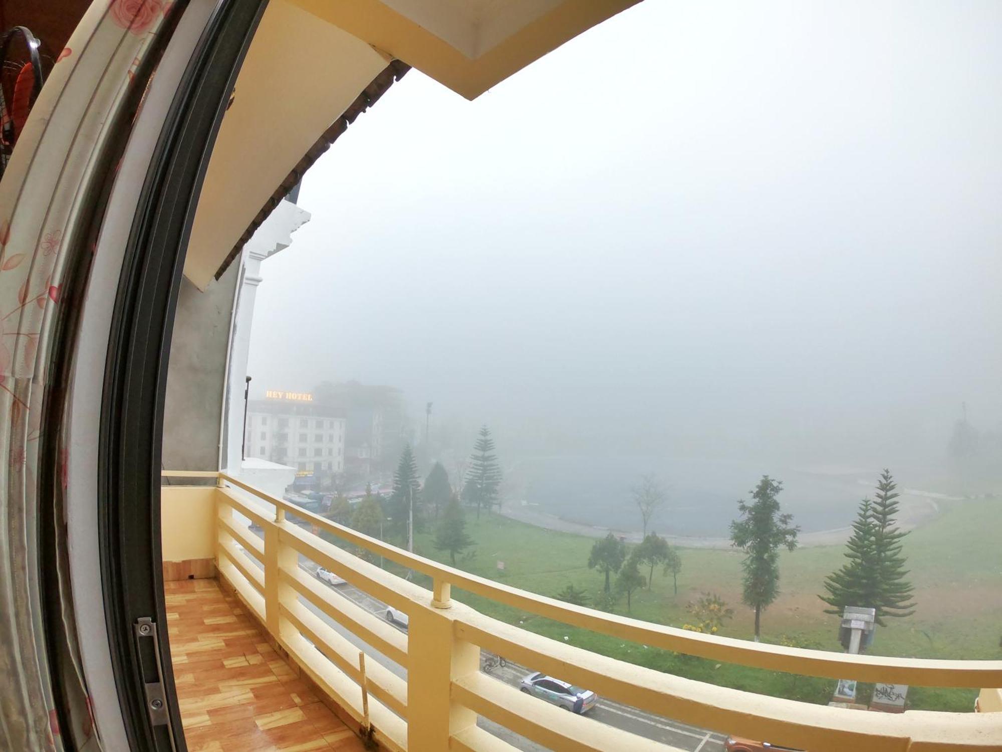 Minh Hung Hostel サパ エクステリア 写真